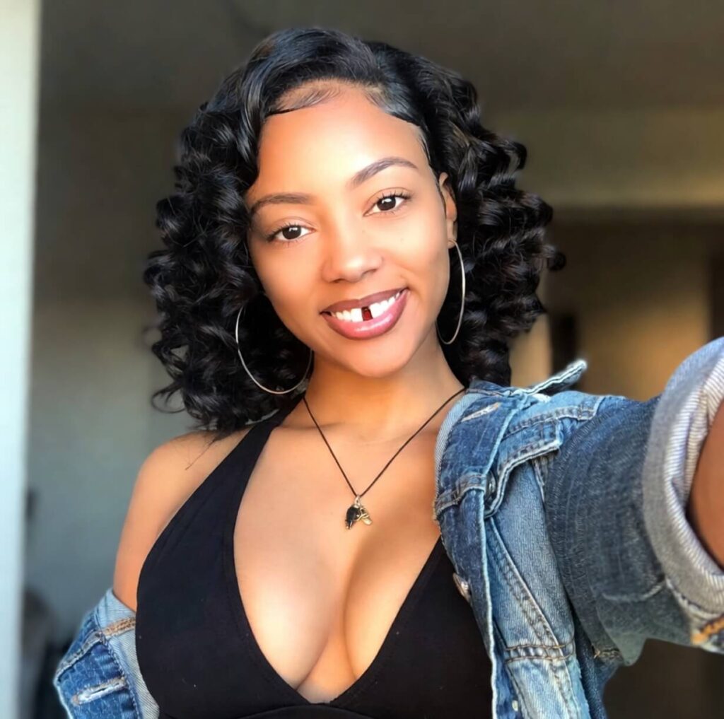 Creative Tooth Gap Puns for Selfies